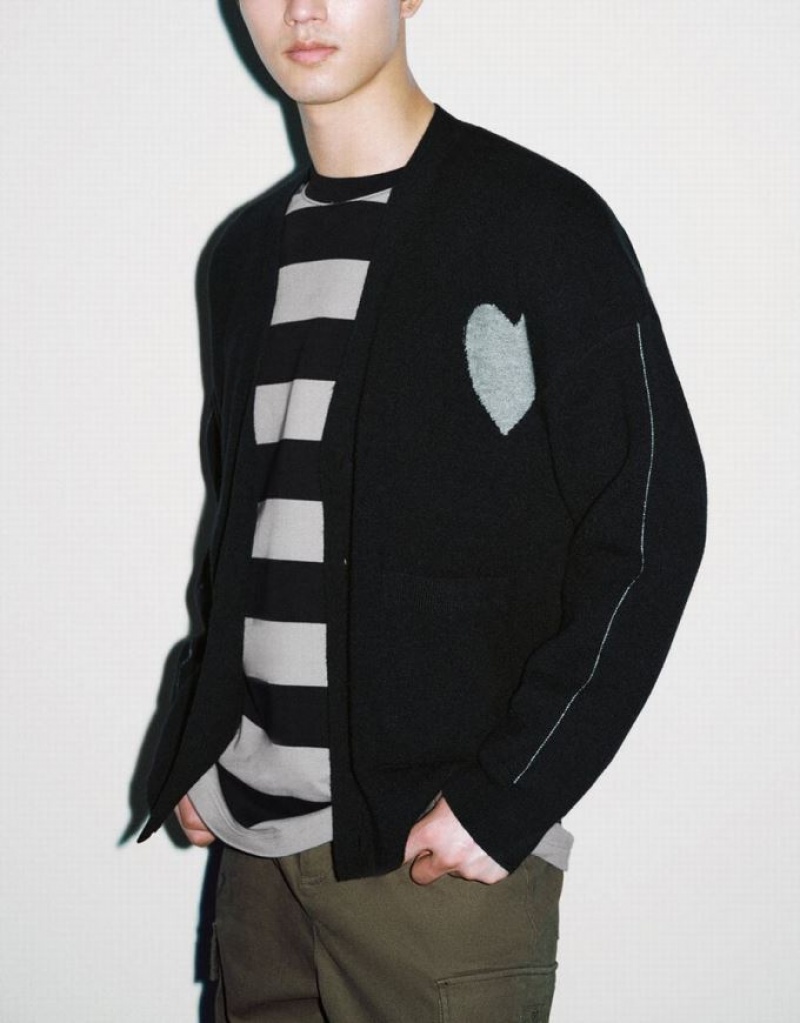 Urban Revivo V-Neck Knitted Men's Cardigan Black | AHOLDQM-53