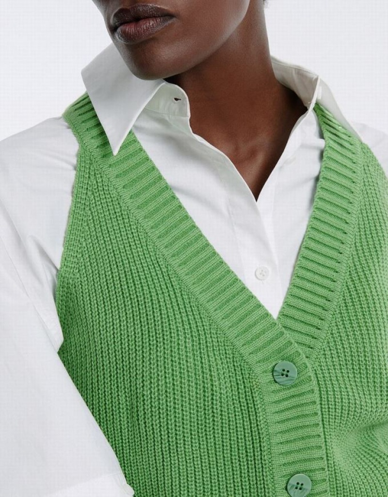 Urban Revivo V Neck Knit Women's Cardigan Green | UPNAHZK-18