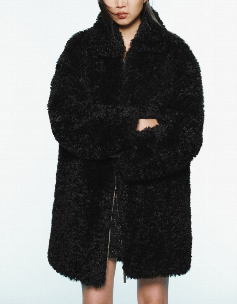 Urban Revivo Zipper Front Straight Furry Women's Coats Black | GTHIWYN-19